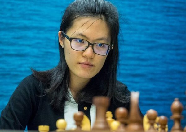 Hou Yifan